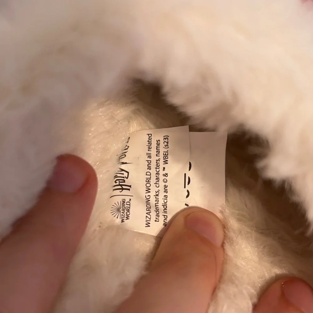 Harry Potter Cozy House Slippers – Super Soft & Magical - Picture 5 of 5